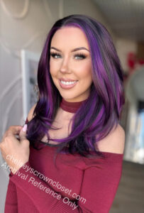 Nomi (Velvet Voltage)